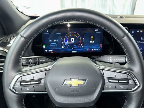 Certified 2026 Chevrolet Equinox LT w/ Convenience Package II image 9