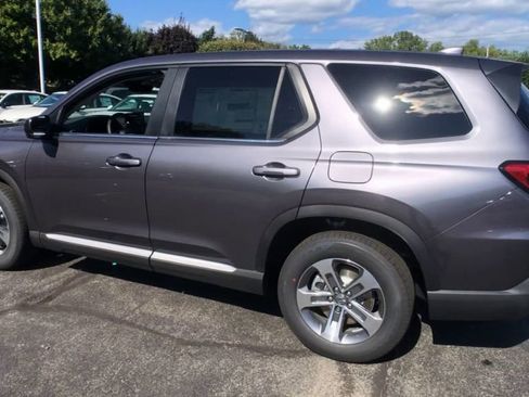 New 2025 Honda Pilot EX-L image 7