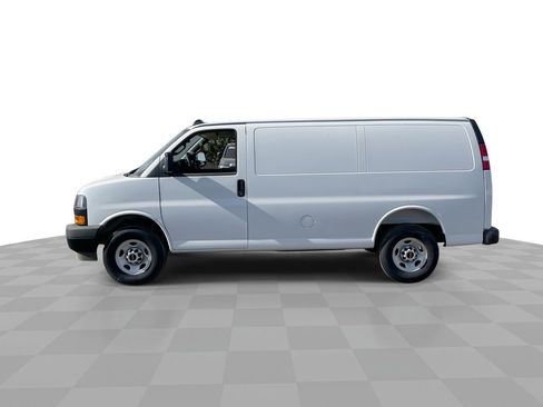 New 2025 GMC Savana 2500 w/ Driver Convenience Package image 5