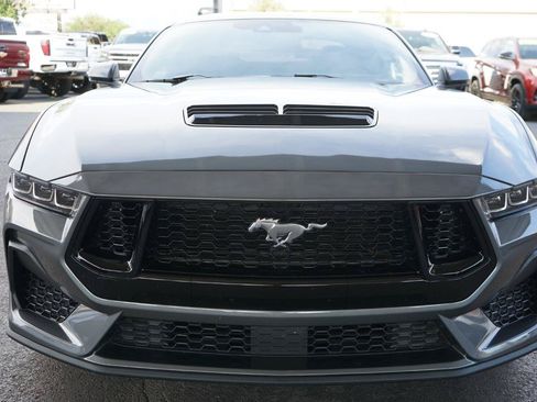 Used 2025 Ford Mustang GT Premium RWD image 8