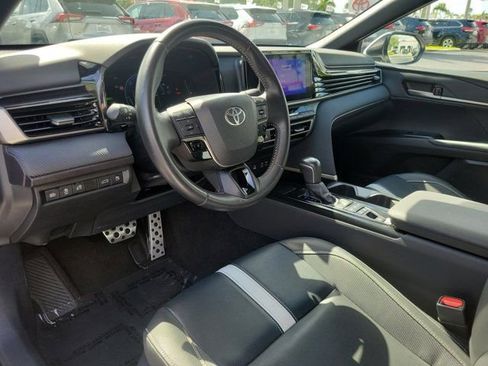 Used 2025 Toyota Camry SE FWD image 13