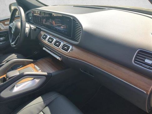 Used 2025 Mercedes-Benz GLE 350 4MATIC image 24