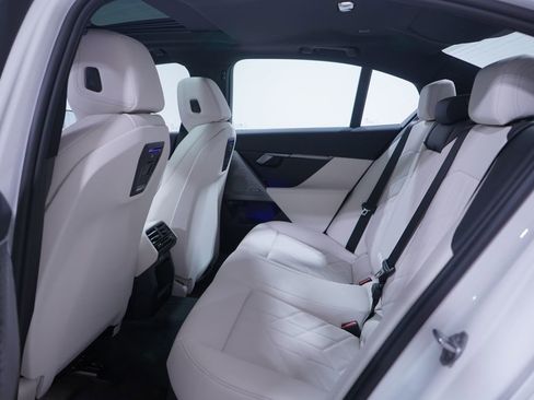 New 2026 BMW 530i w/ M Sport Package image 9