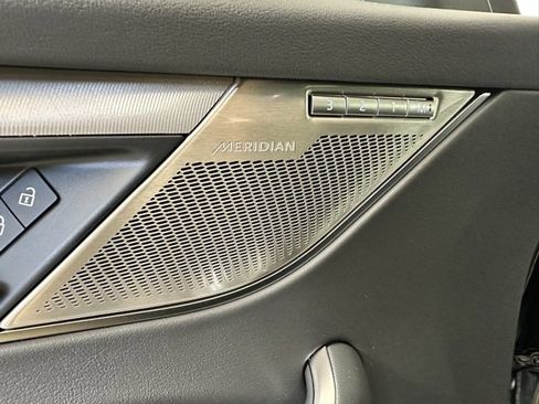 New 2026 Jaguar F-PACE R-Dynamic S image 12