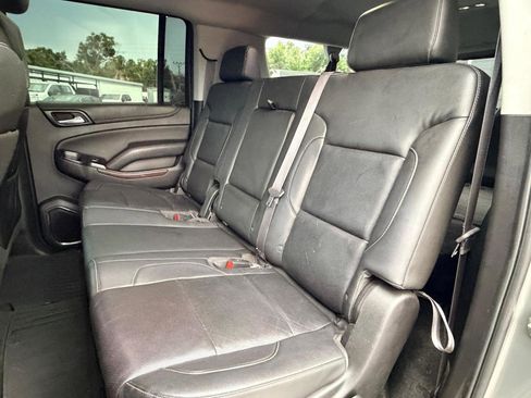 Used 2019 GMC Yukon XL SLT w/ Premium Edition RWD image 11
