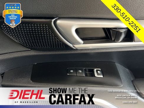 Used 2022 Kia Telluride LX FWD image 17