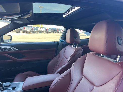 Used 2023 BMW 430i Coupe w/ M Sport Package image 17