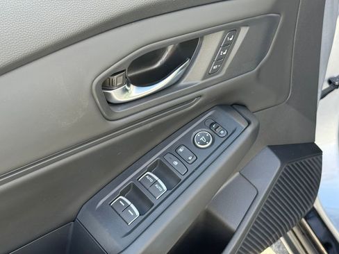 Used 2023 Honda Accord EX-L image 23