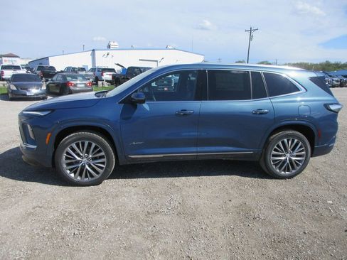 New 2026 Buick Enclave Avenir w/ Super Cruise Package AWD/4WD image 9