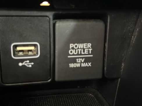 Used 2019 Honda Insight LX image 32