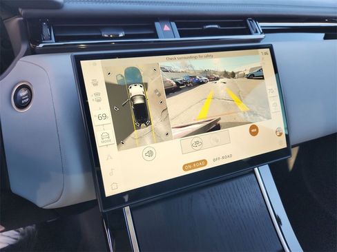 Used 2026 Land Rover Range Rover Velar Dynamic SE image 20