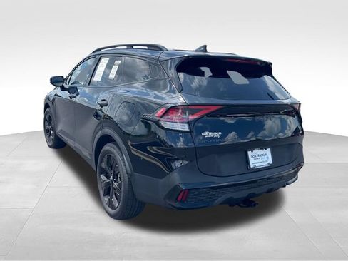 Used 2025 Kia Sportage X-Line AWD/4WD image 3