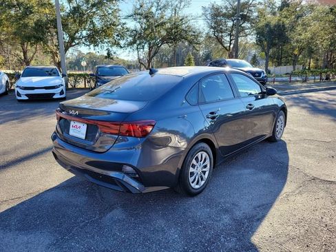 Used 2024 Kia Forte LX image 2