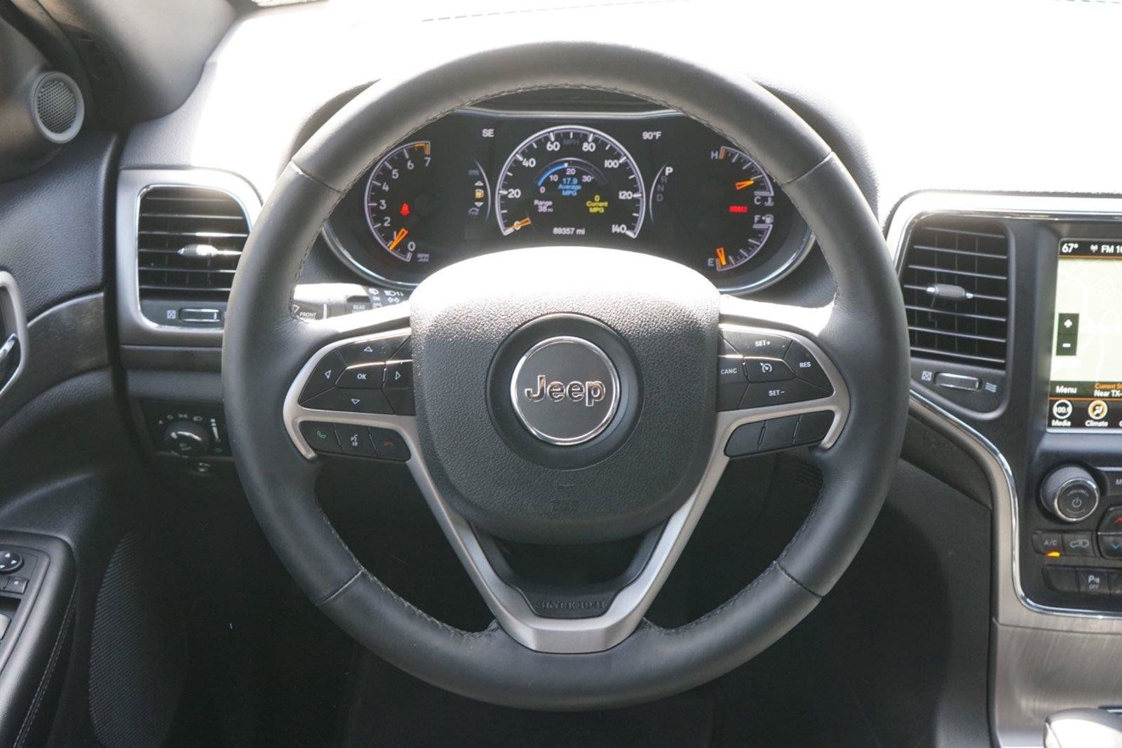 Used 2018 Jeep Grand Cherokee Altitude RWD image 25