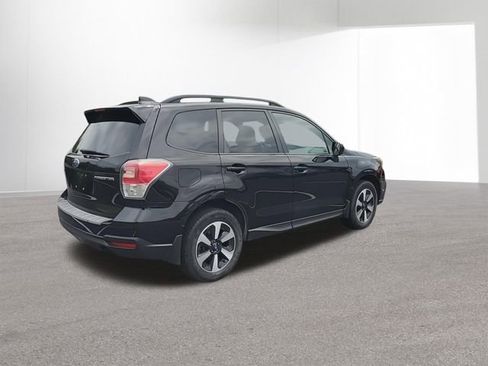Used 2018 Subaru Forester 2.5i Premium AWD/4WD image 9