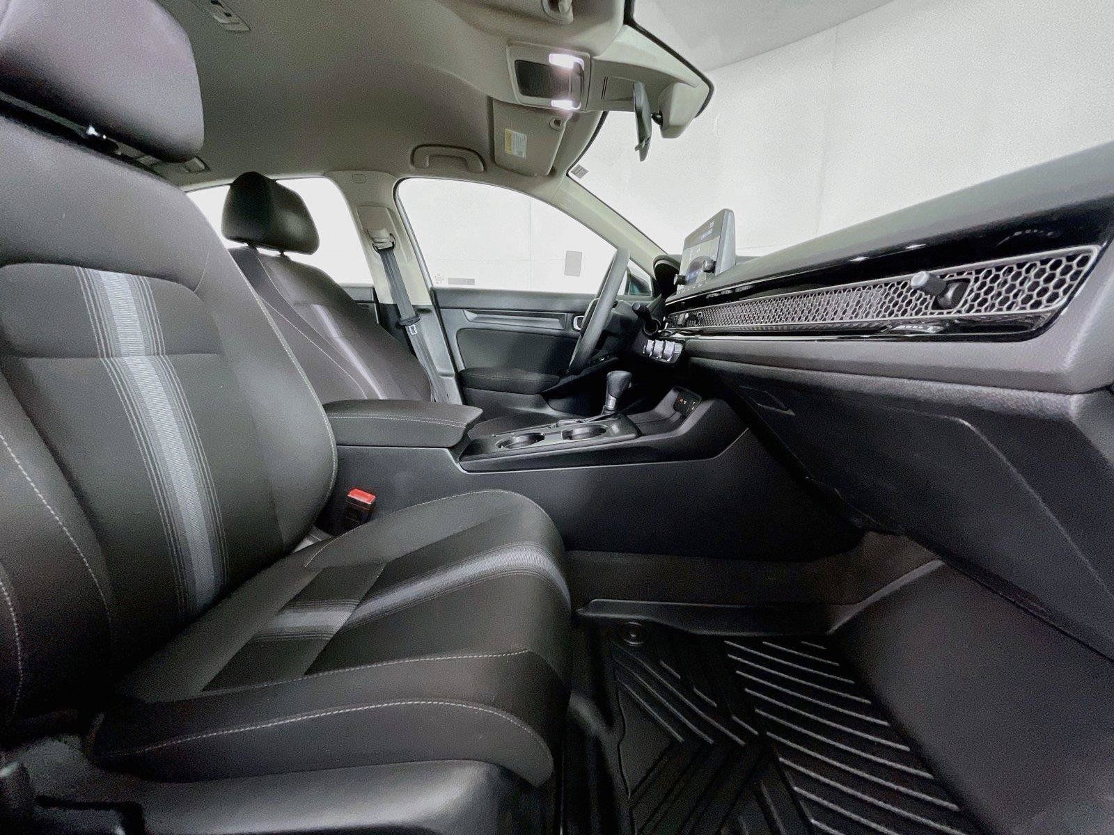 Used 2024 Honda Civic LX image 28