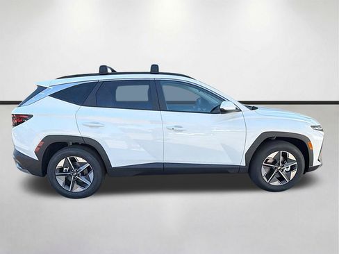 New 2026 Hyundai Tucson SEL FWD image 2