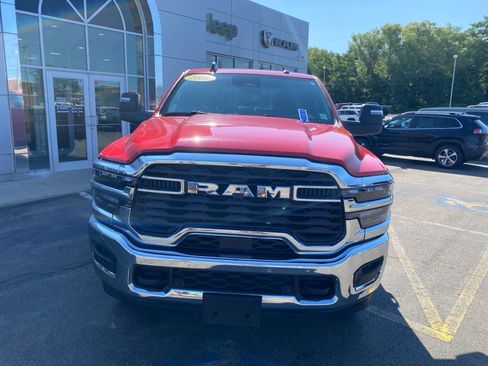Used 2026 RAM 2500 Big Horn AWD/4WD image 8
