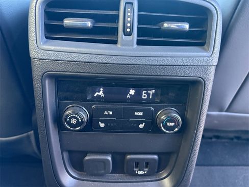 Used 2020 Buick Envision Essence image 17