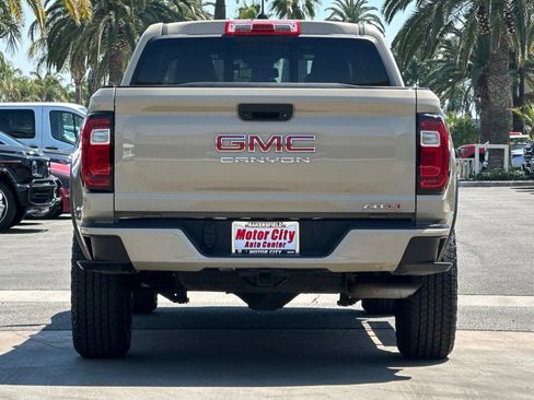 Certified 2024 GMC Canyon AT4 AWD/4WD image 5