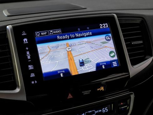 Used 2018 Honda Pilot Elite image 19