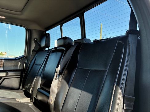 Used 2018 Ford F150 Lariat w/ Equipment Group 502A Luxury RWD image 18