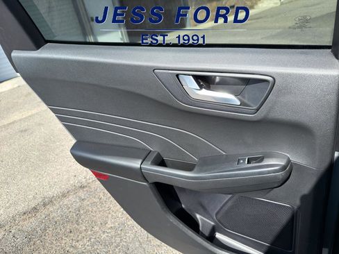 Used 2023 Ford Escape ST-Line image 11