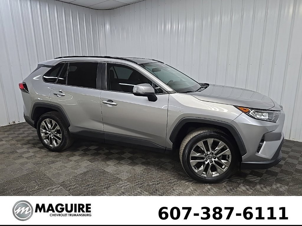 Used 2021 Toyota RAV4 XLE Premium FWD image 1