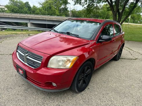 Used 2012 Dodge Caliber SXT FWD image 2