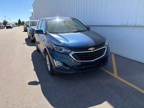 Used 2019 Chevrolet Equinox LT FWD image 4