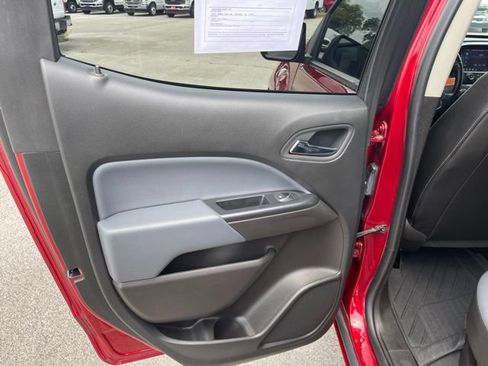 Used 2021 Chevrolet Colorado Z71 AWD/4WD image 55