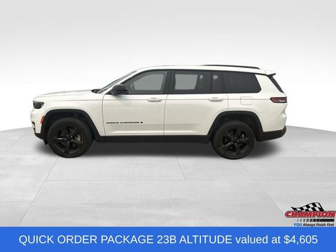 Used 2023 Jeep Grand Cherokee L Laredo AWD/4WD image 2