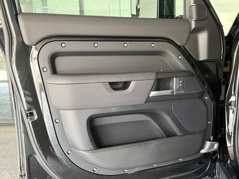 New 2026 Land Rover Defender 110 X AWD/4WD image 20