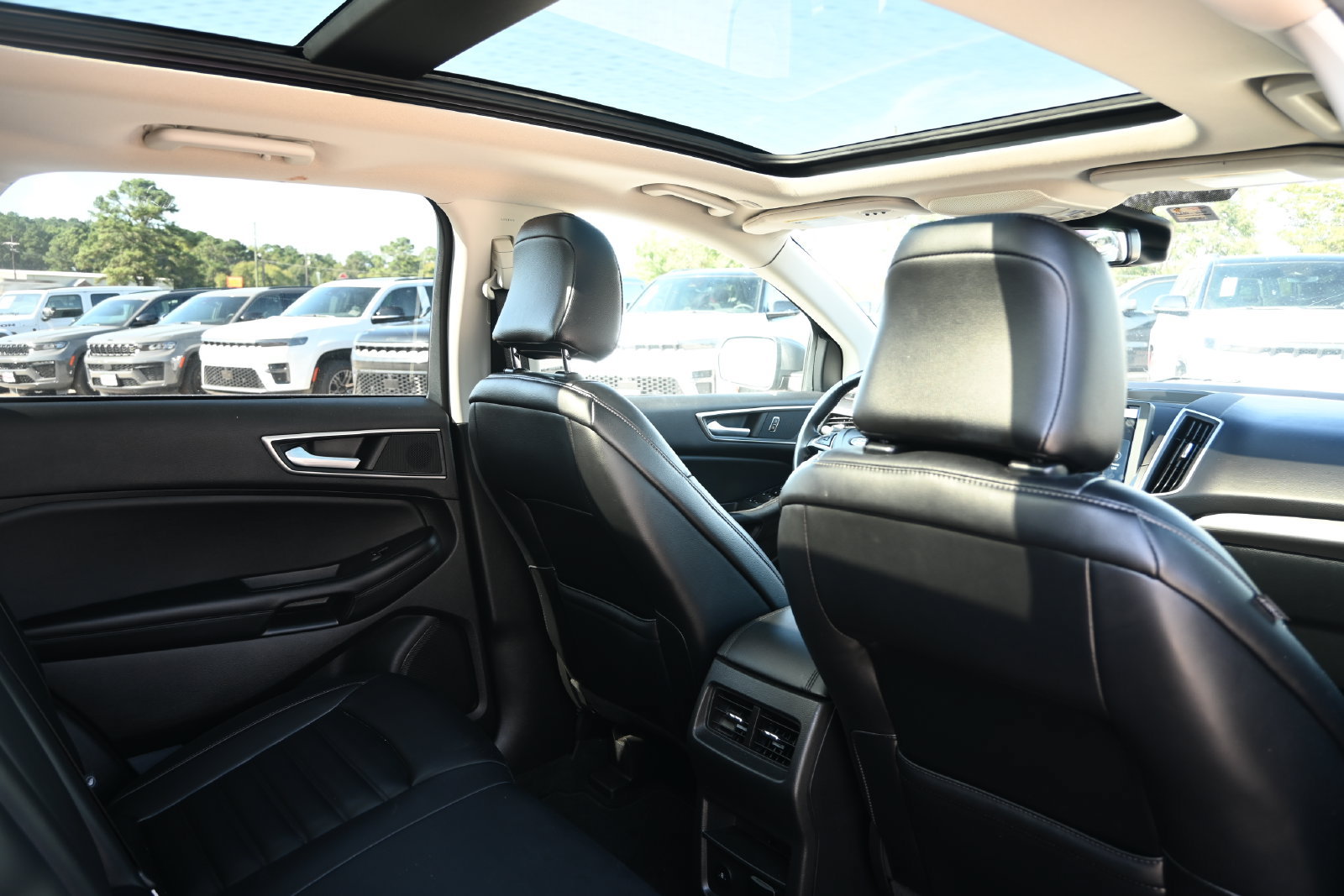 Used 2023 Ford Edge SEL w/ Convenience Package AWD/4WD image 34