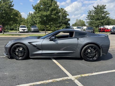 Used 2014 Chevrolet Corvette Stingray Coupe w/ 3LT Preferred Equipment Group RWD image 11