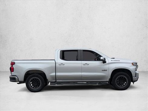 Used 2019 Chevrolet Silverado 1500 LT w/ Texas Edition image 4