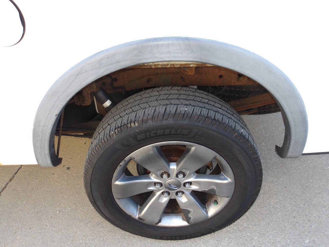Used 2011 Ford F150 FX4 w/ FX Luxury Pkg AWD/4WD image 46