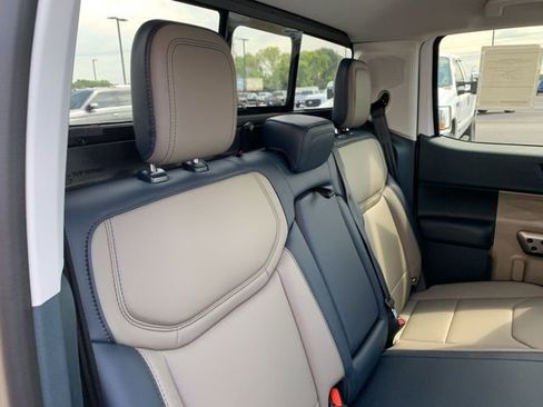 New 2025 Ford Maverick Lariat w/ 4K Tow Package AWD/4WD image 18