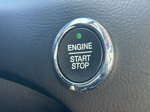 Used 2019 Ford Edge SEL w/ Equipment Group 201A AWD/4WD image 20