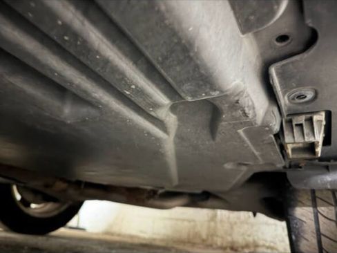 Used 2011 BMW X5 xDrive35d image 33