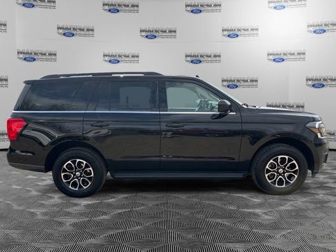 Used 2024 Ford Expedition XLT image 6