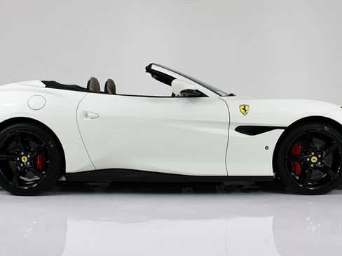 Used 2023 Ferrari Portofino M image 6