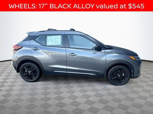 Used 2024 Nissan Kicks SR w/ SR Premium Package FWD image 4
