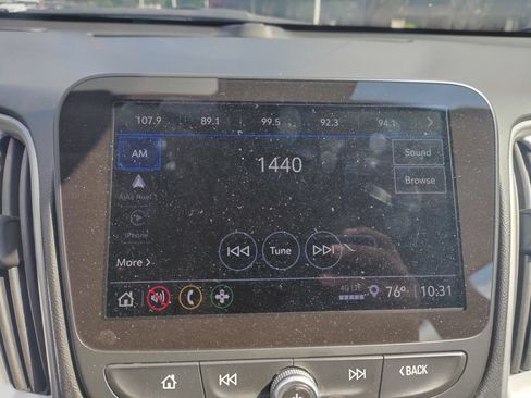 Used 2024 Chevrolet Malibu LS FWD image 4