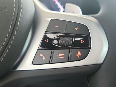 Used 2026 BMW X5 xDrive40i w/ M Sport Package image 30