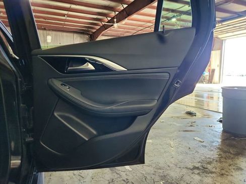 Used 2018 INFINITI QX30 Premium w/ Cargo Package FWD image 23