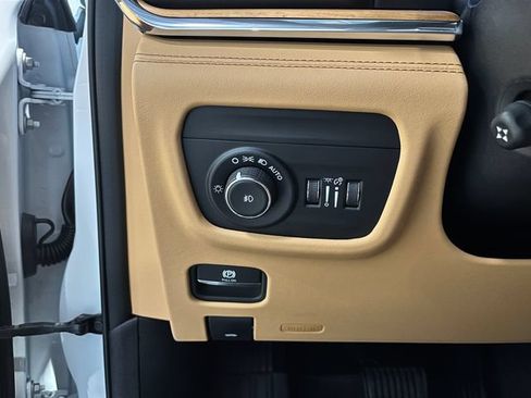 Used 2024 Jeep Grand Cherokee L Summit AWD/4WD image 26