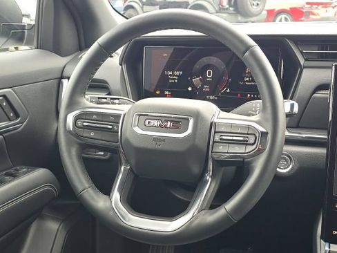 Used 2026 GMC Terrain Elevation w/ Black Edition FWD image 32