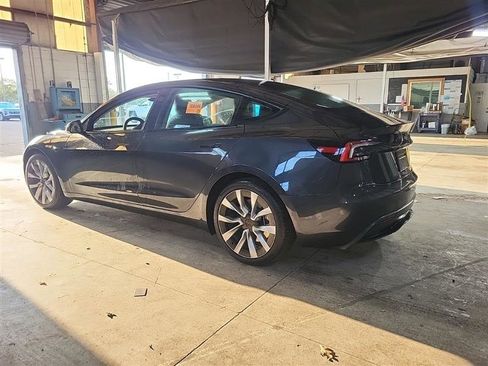 Used 2024 Tesla Model 3 image 2