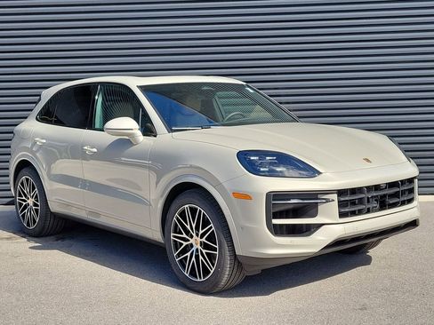New 2026 Porsche Cayenne image 9